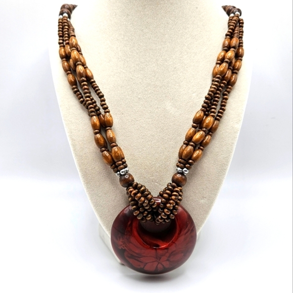 VINTAGE Multi-Strand Wood and Plastic Beaded Statement Necklace Boho Bohemian - Picture 1 of 8